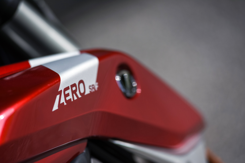 Illustration for article titled The 2020 Zero SR/F Electric Sportbike Isn't A Compromise Motorcycle